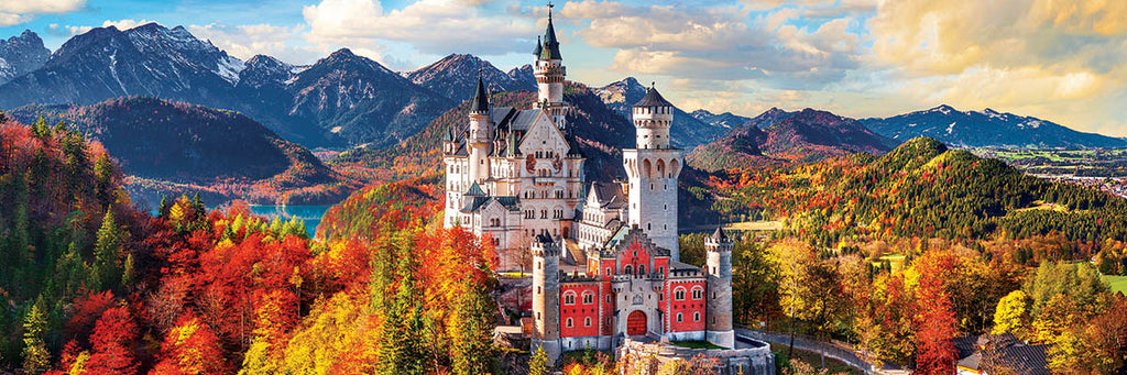 Neuschwanstein Castle in Autumn 1000-Piece Puzzle